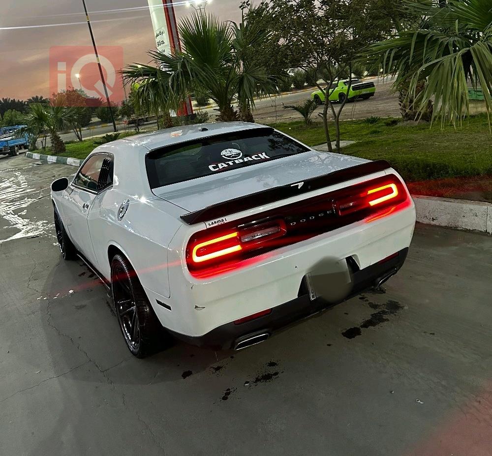 Dodge Challenger